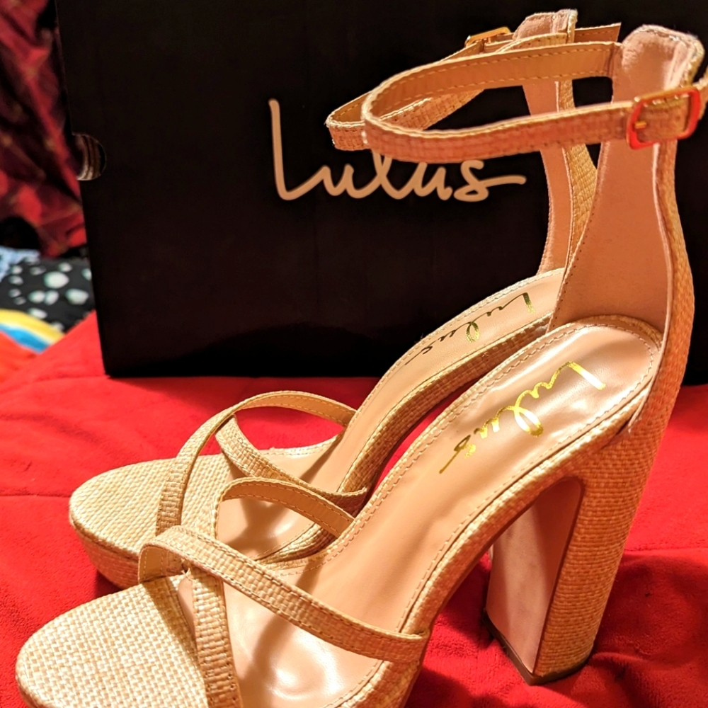 Lulu's NIB Heels - Picture 3 of 3